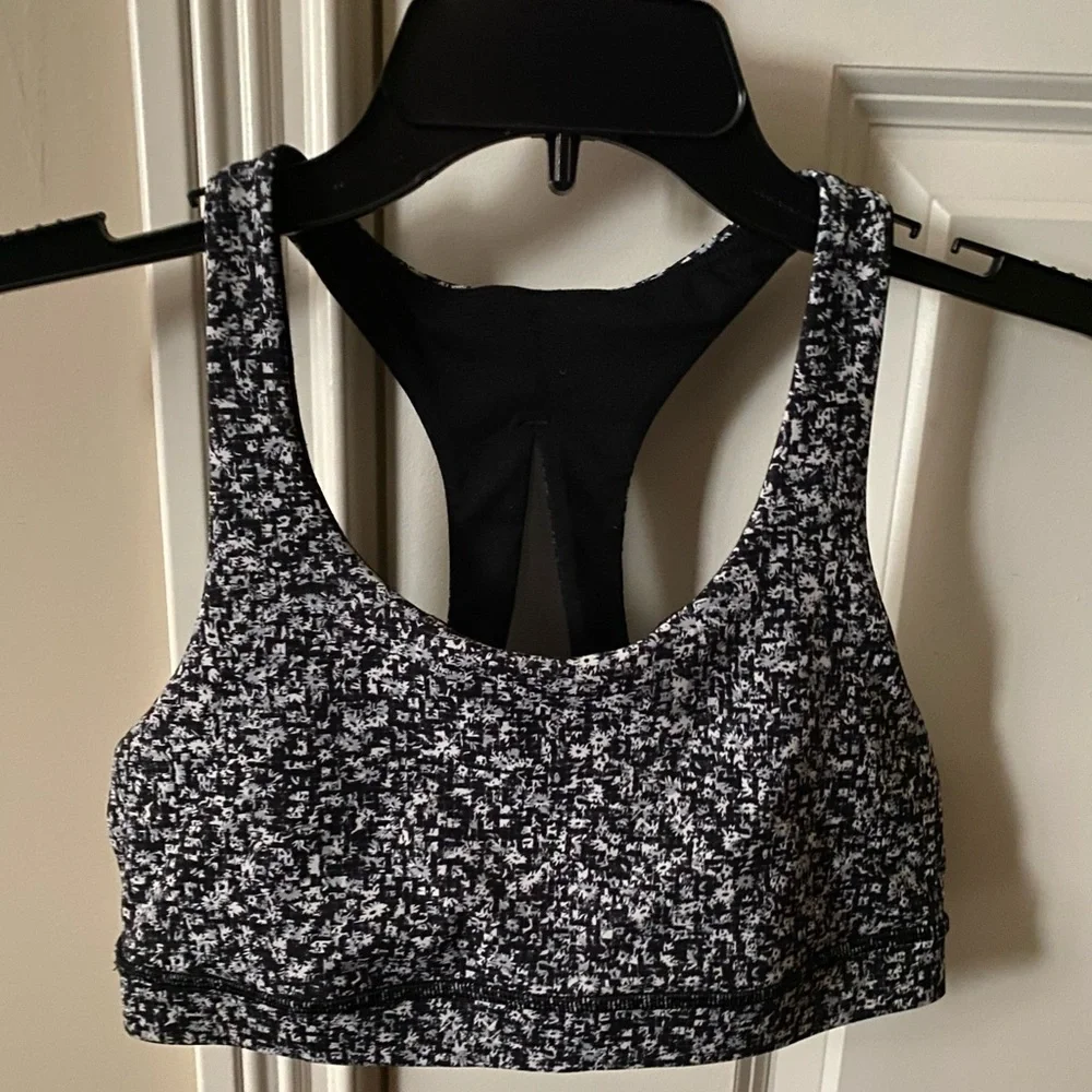 Lululemon Print Racerback Bra - Picture 7 of 7